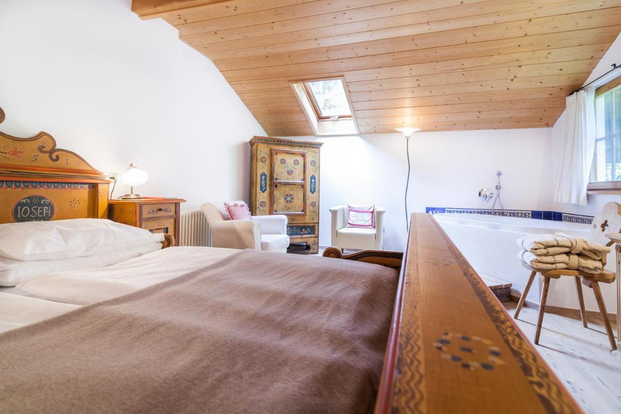 Hotel Bad Schoergau Sarentino Екстер'єр фото